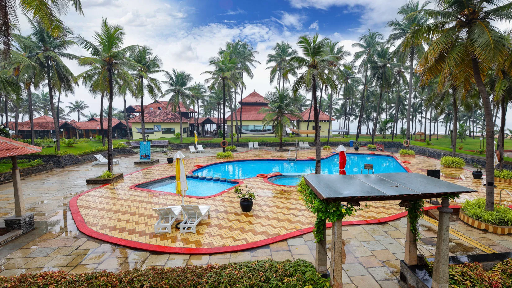 MGM Beach Resorts Exterior